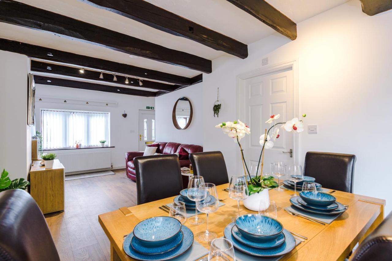 Sunshine Cottage By Happy Sunshine Stay Golborne Екстериор снимка